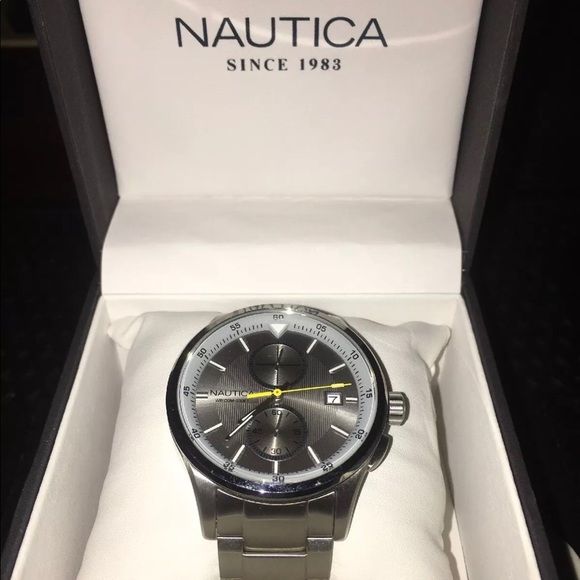 Nautica de hombre - Picture 1 of 8